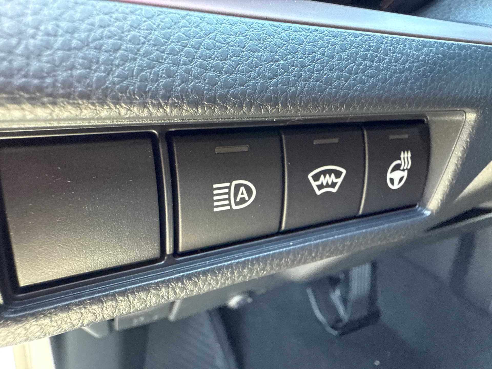 New 2026 Toyota Prius Plug-In Hybrid image 22