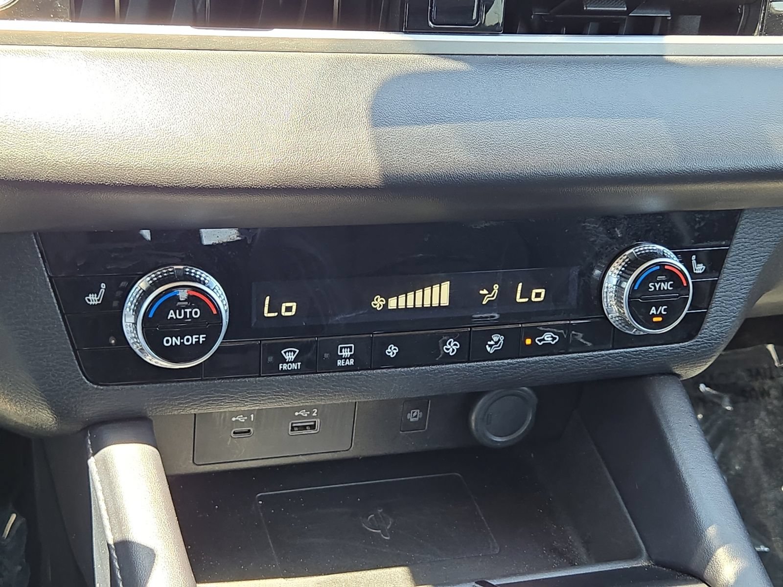 Used 2024 Mitsubishi Outlander SE FWD image 28