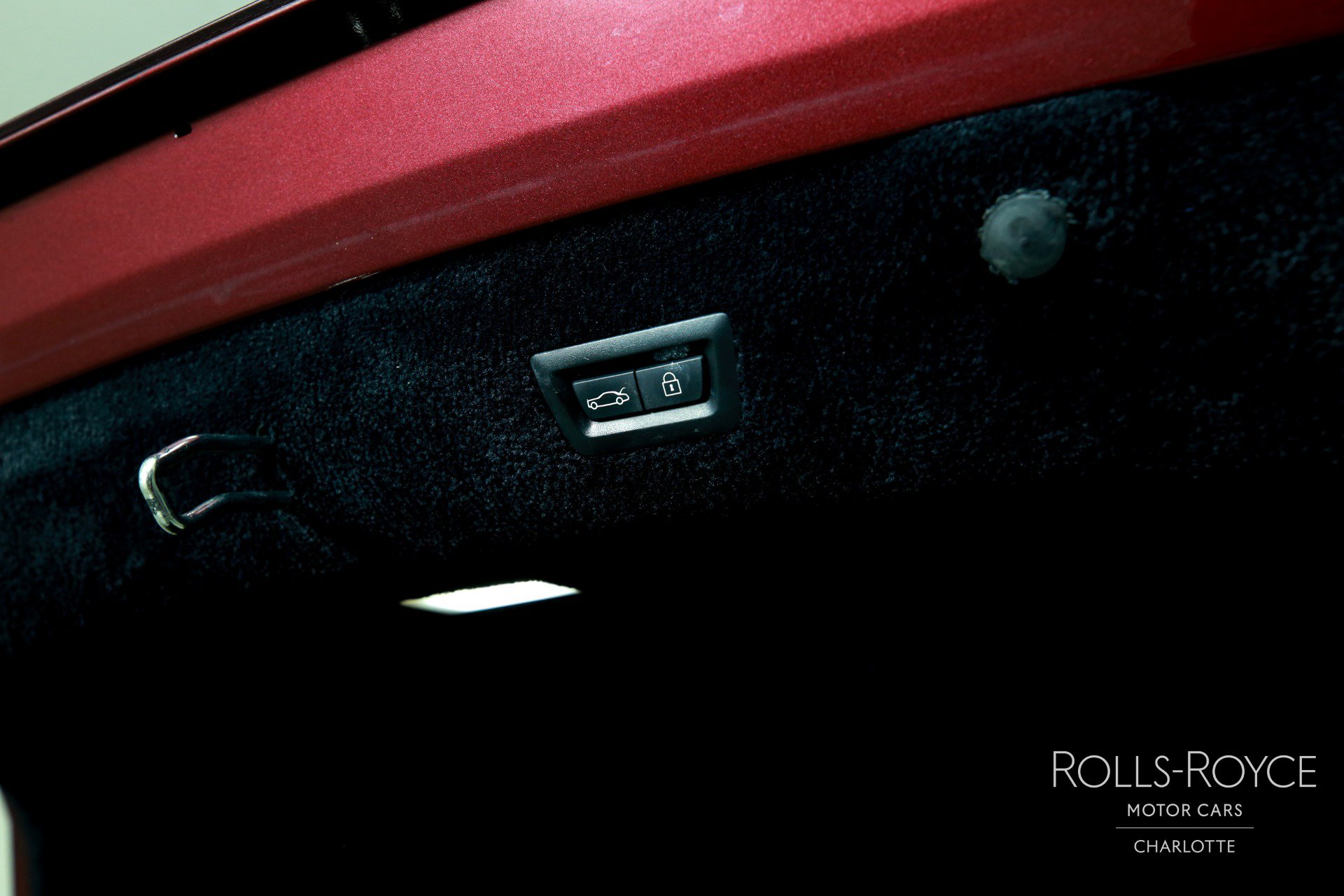 Used 2019 Rolls-Royce Phantom Sedan image 27