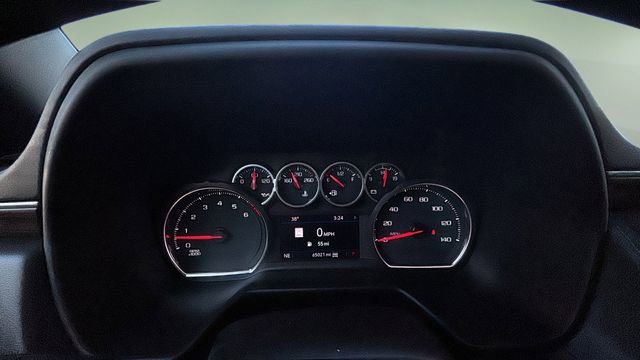 Used 2021 Chevrolet Suburban LT w/ Rear Media and Nav Package image 15