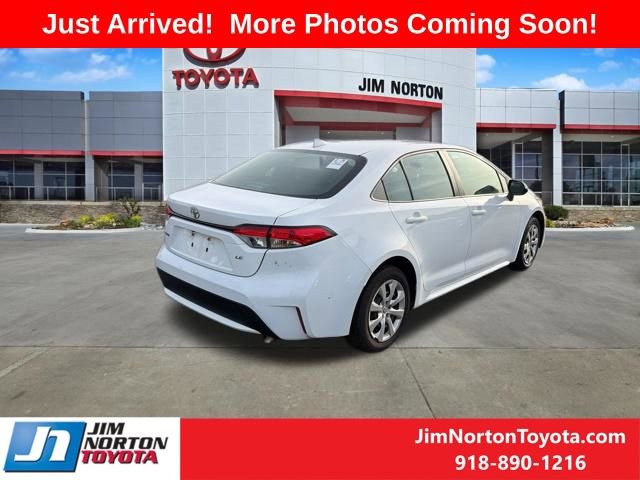 Used 2022 Toyota Corolla LE FWD image 7