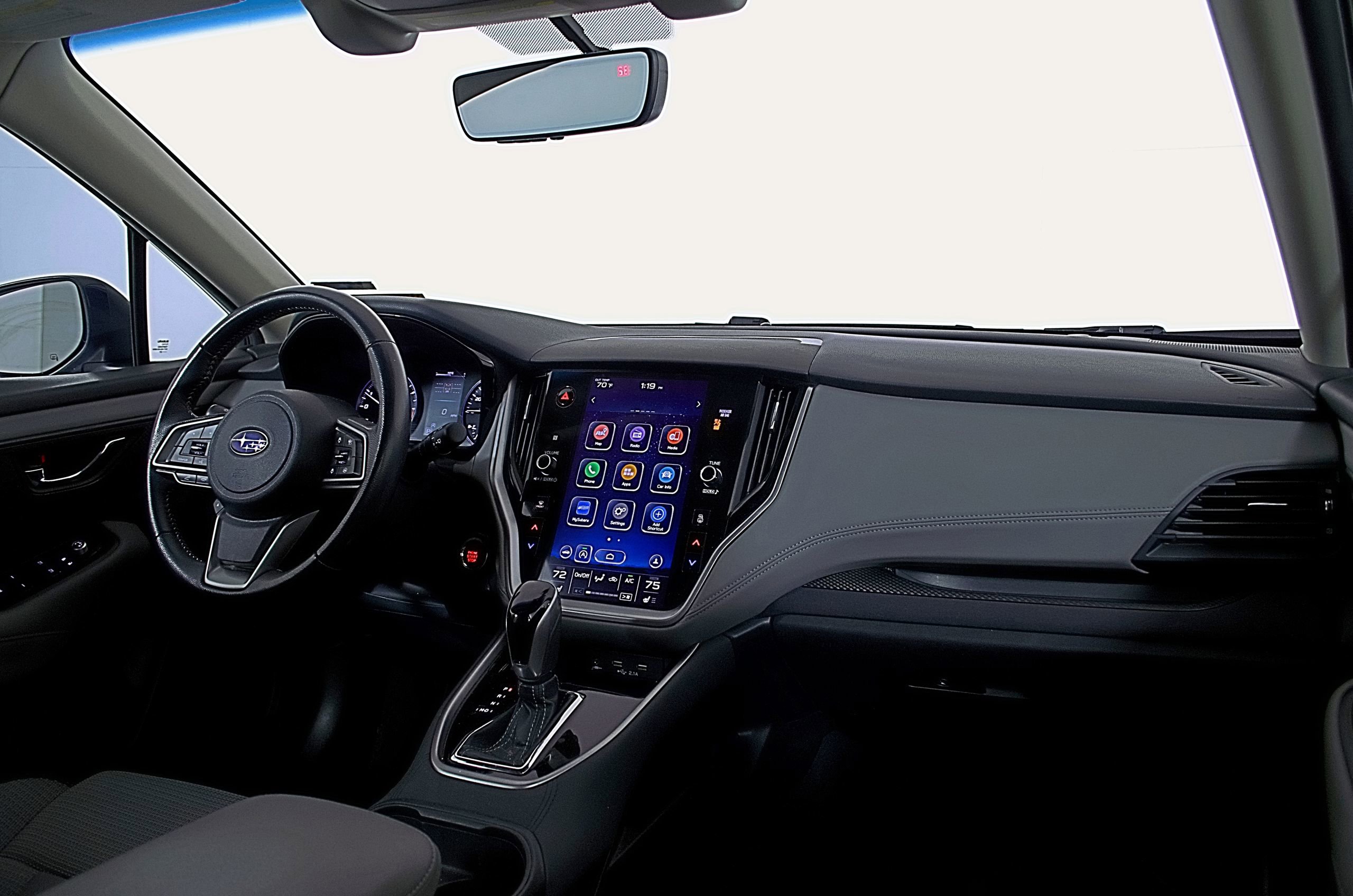 Used 2022 Subaru Outback Premium image 15