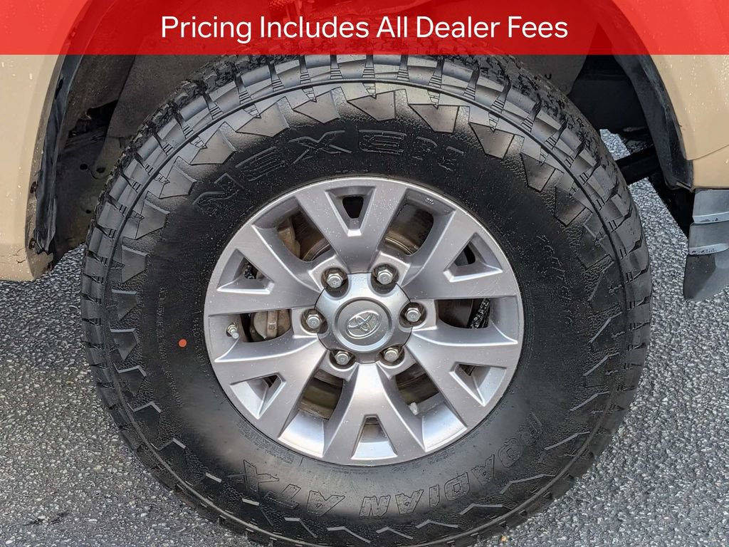 Used 2016 Toyota Tacoma SR5 w/ SR5 Appearance Package (DN) RWD image 12