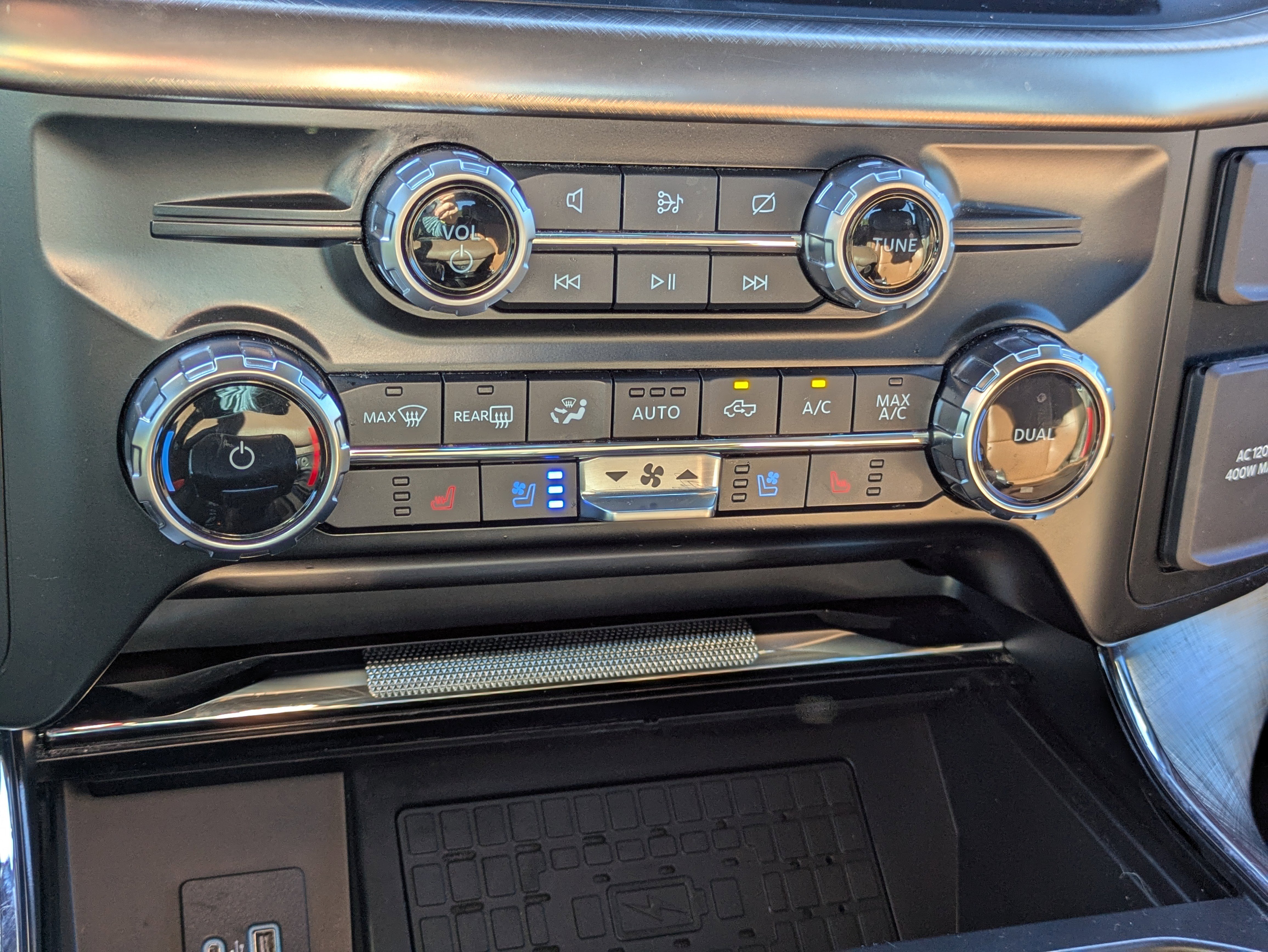 Used 2023 Ford F150 King Ranch w/ Equipment Group 601A High image 17