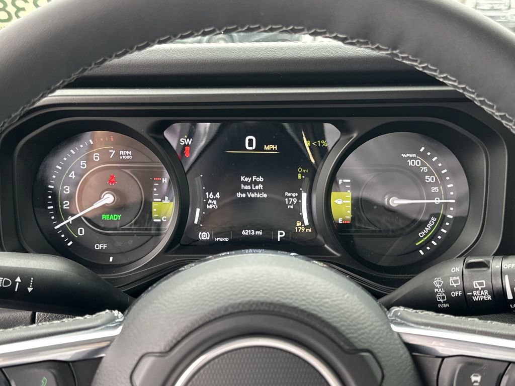 Certified 2025 Jeep Wrangler Unlimited Sahara image 13