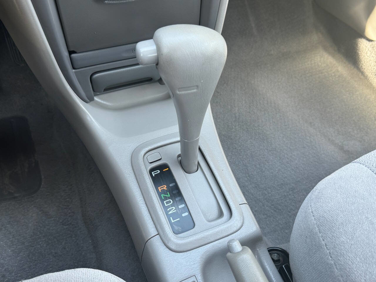 Used 2002 Toyota Corolla CE image 9