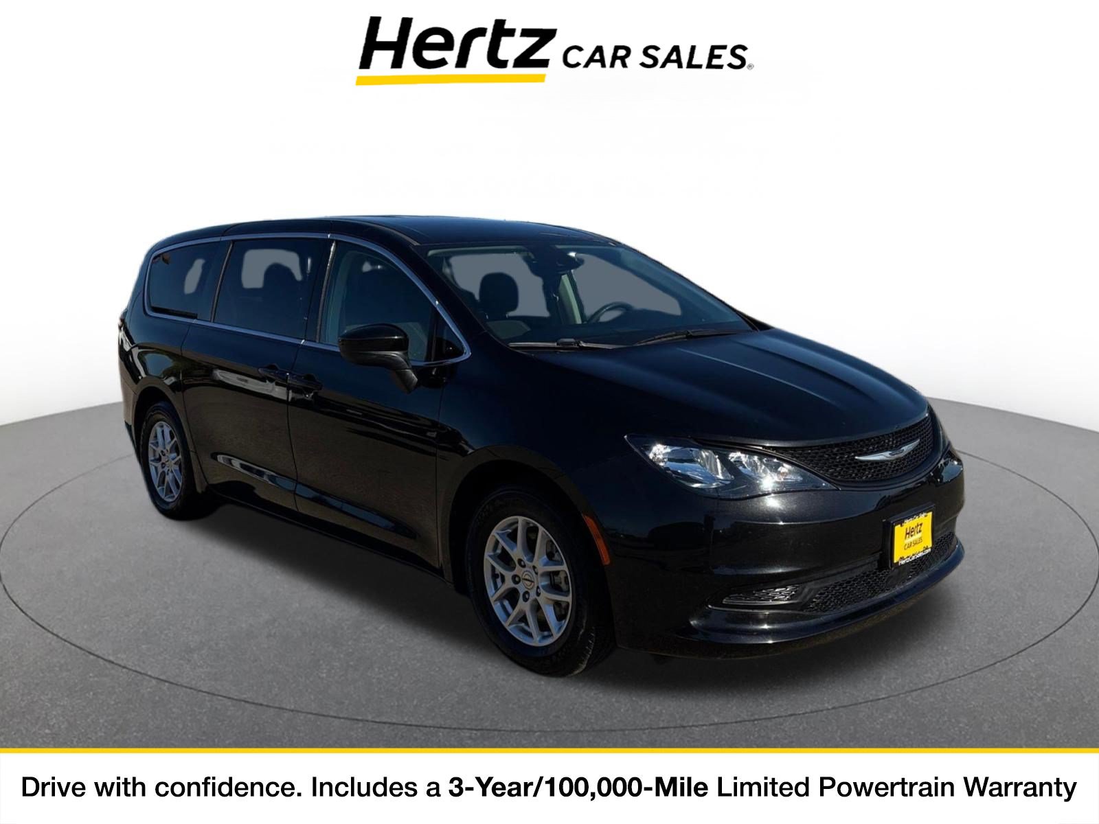 Used 2023 Chrysler Voyager LX FWD image 1