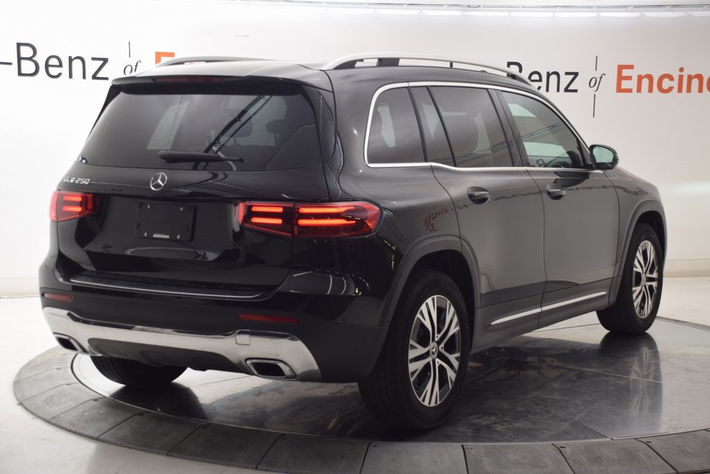 New 2025 Mercedes-Benz GLB 250 image 6