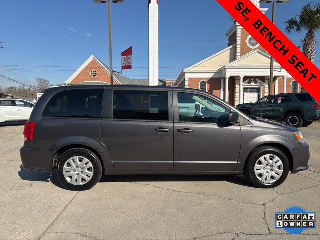 Used 2018 Dodge Grand Caravan SE w/ UConnect Hands-Free Group image 4