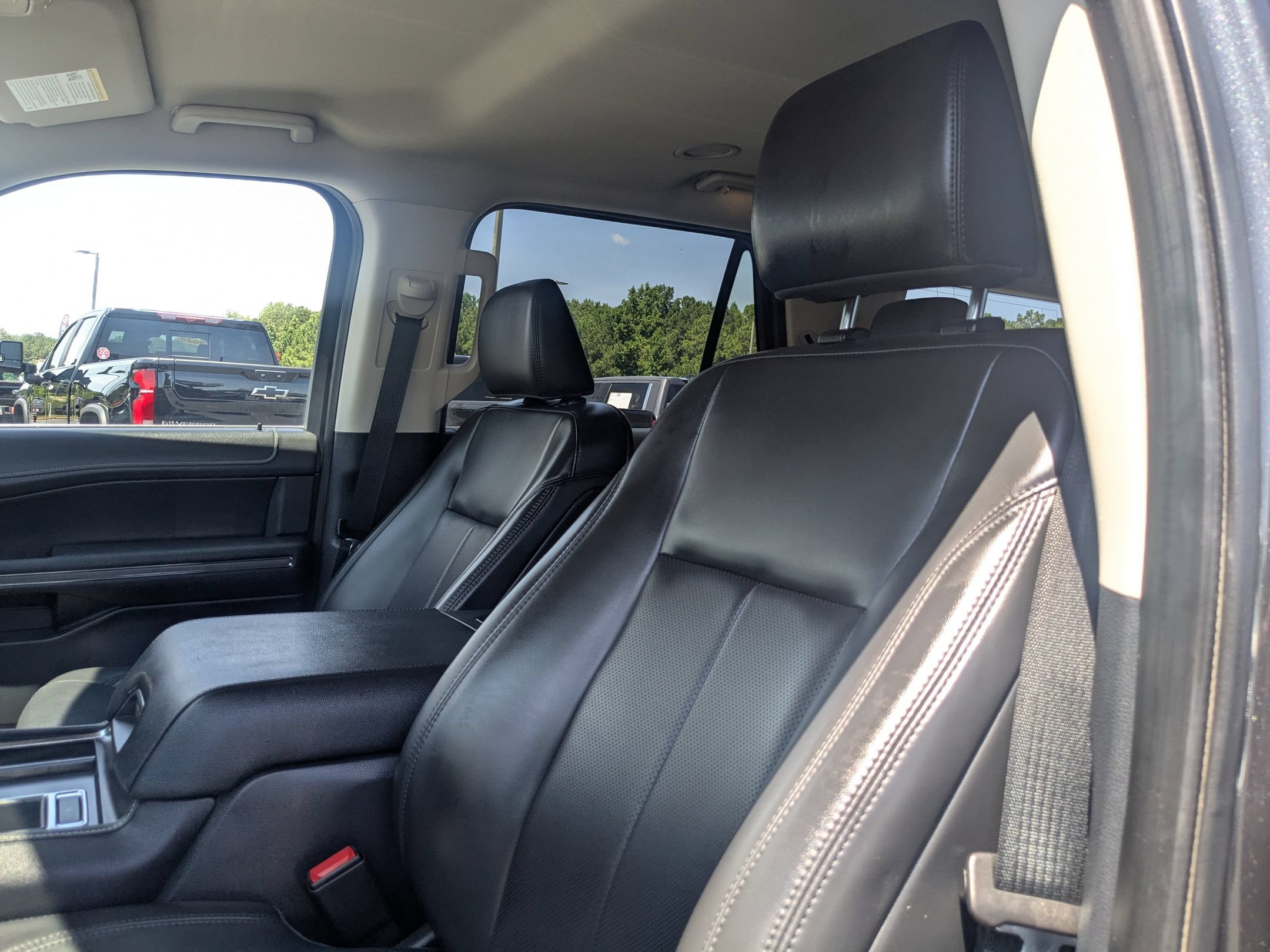 Used 2023 Ford Expedition Max XLT RWD image 14