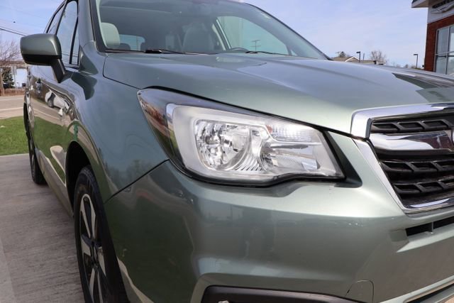 Used 2018 Subaru Forester 2.5i Premium w/ All-Weather Package image 3