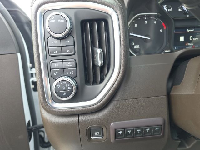 Certified 2021 GMC Sierra 2500 SLT w/ SLT Preferred Package image 16