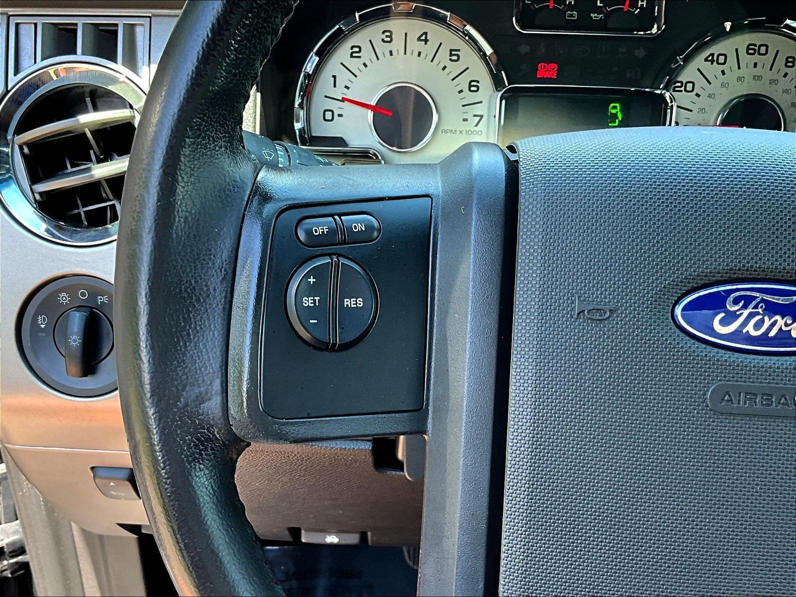 Used 2014 Ford Expedition EL Limited w/ Equipment Group 301A AWD/4WD image 11
