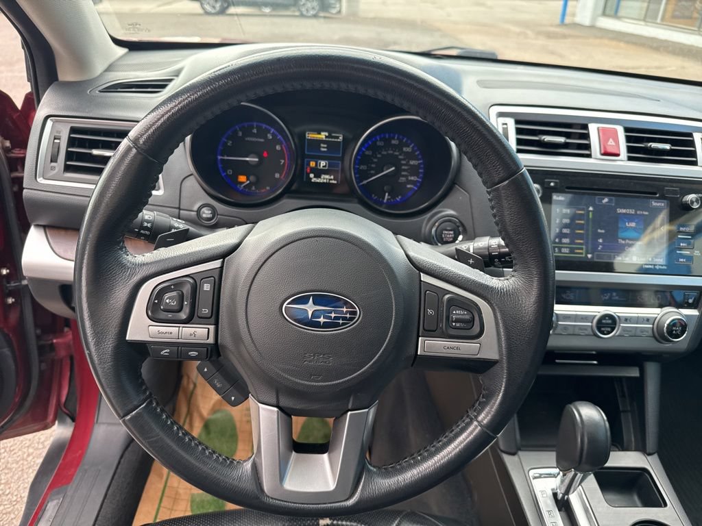 Used 2017 Subaru Outback 2.5i Limited AWD/4WD image 18