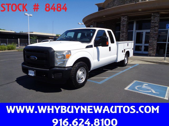 Used 2016 Ford F250 XL w/ Power Equipment Group RWD image 1