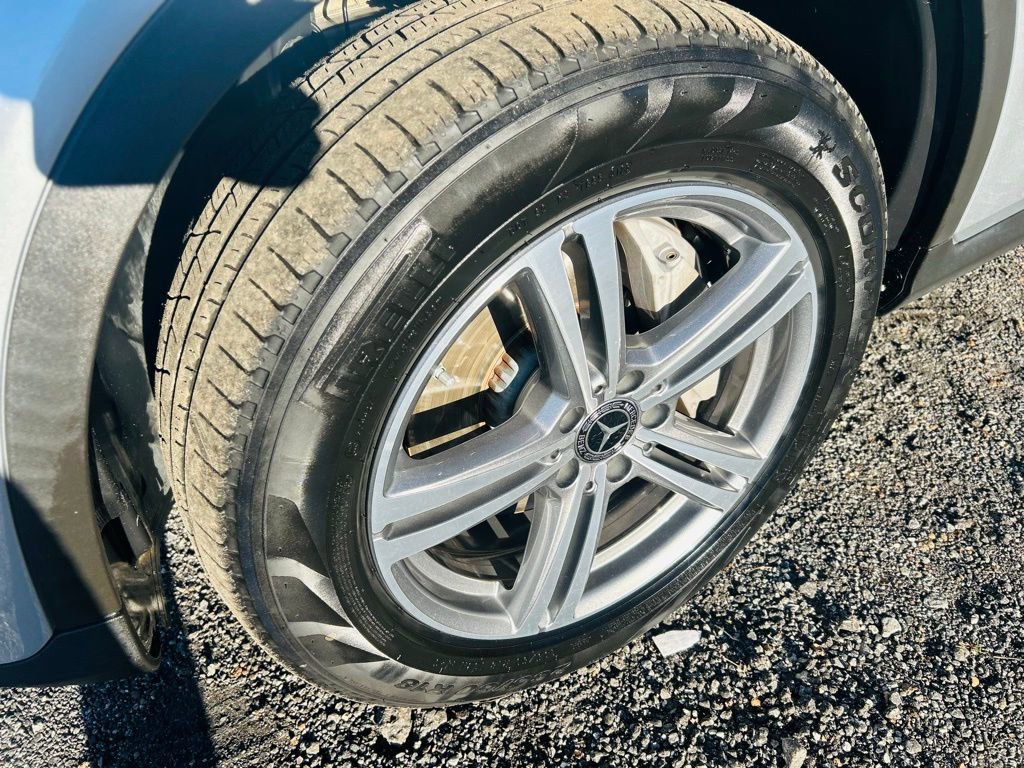 Used 2021 Mercedes-Benz GLC 300 image 9