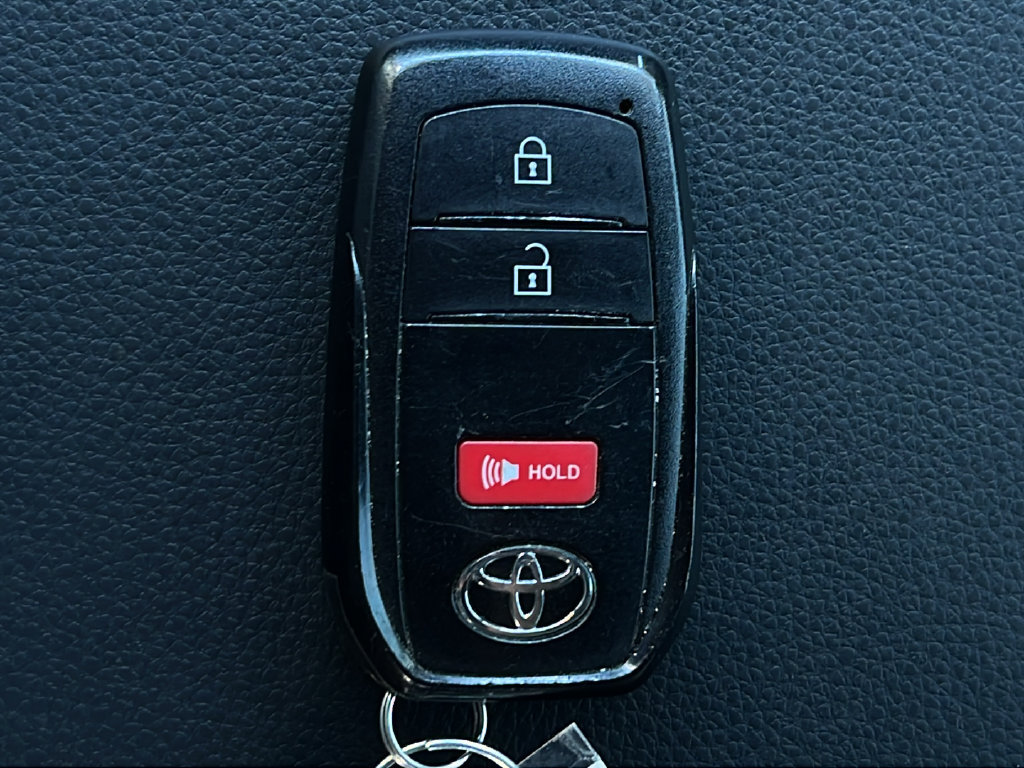 Used 2025 Toyota Tacoma TRD Sport RWD image 27