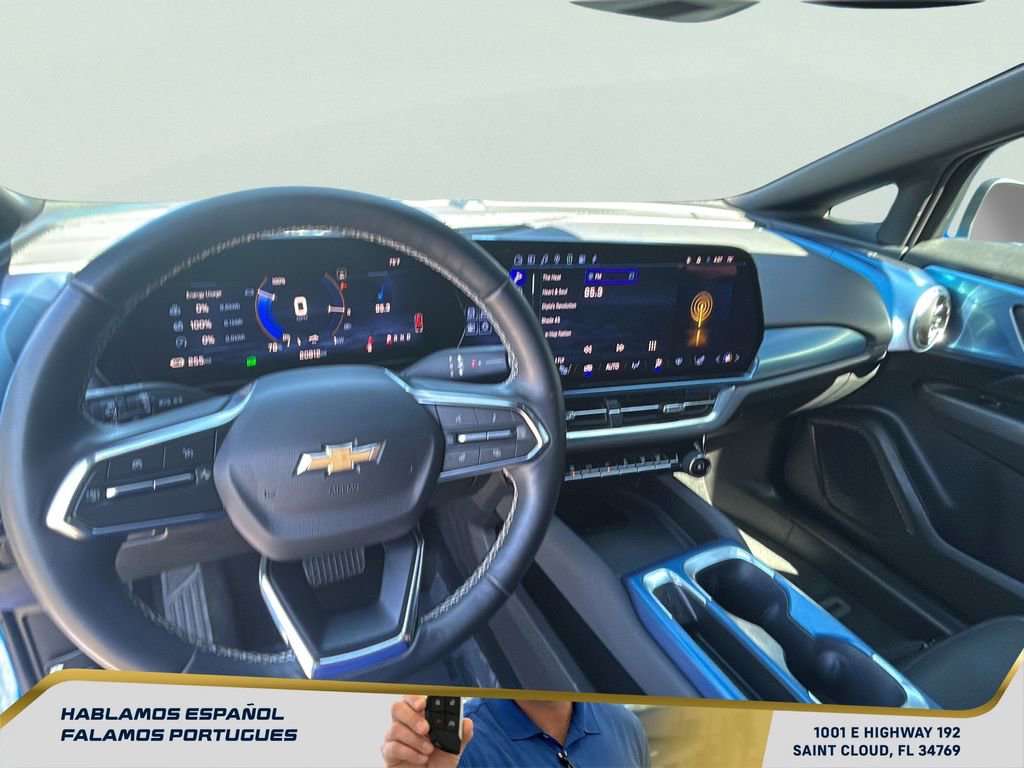 Certified 2025 Chevrolet Equinox EV LT w/ Convenience Package FWD image 14