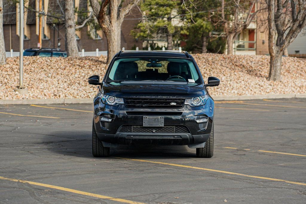 Used 2016 Land Rover Discovery Sport HSE image 2