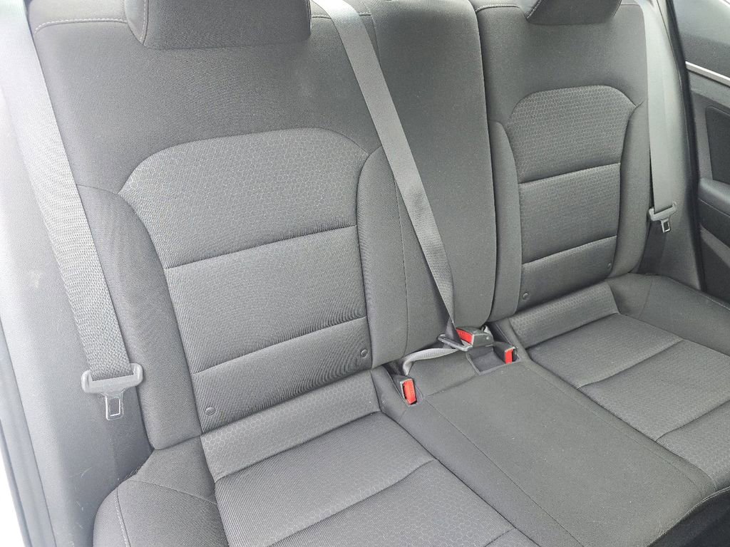 Used 2018 Hyundai Elantra Value Edition image 18