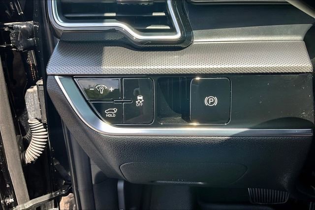 Certified 2025 Kia Sportage SX FWD image 15