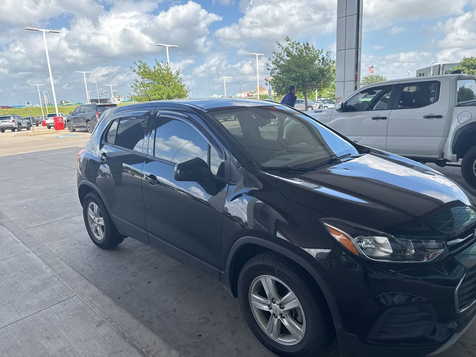 Used 2020 Chevrolet Trax LS w/ Tint and Cruise Package FWD image 23