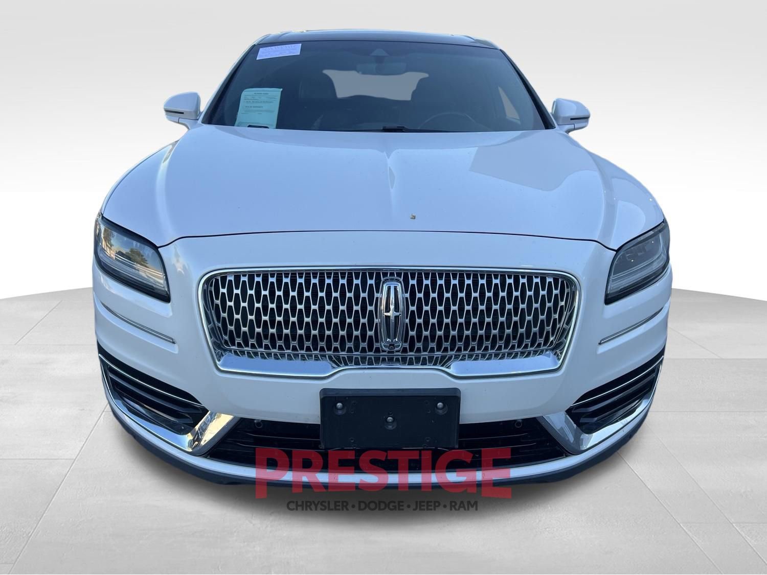Used 2019 Lincoln Nautilus Reserve AWD/4WD image 3