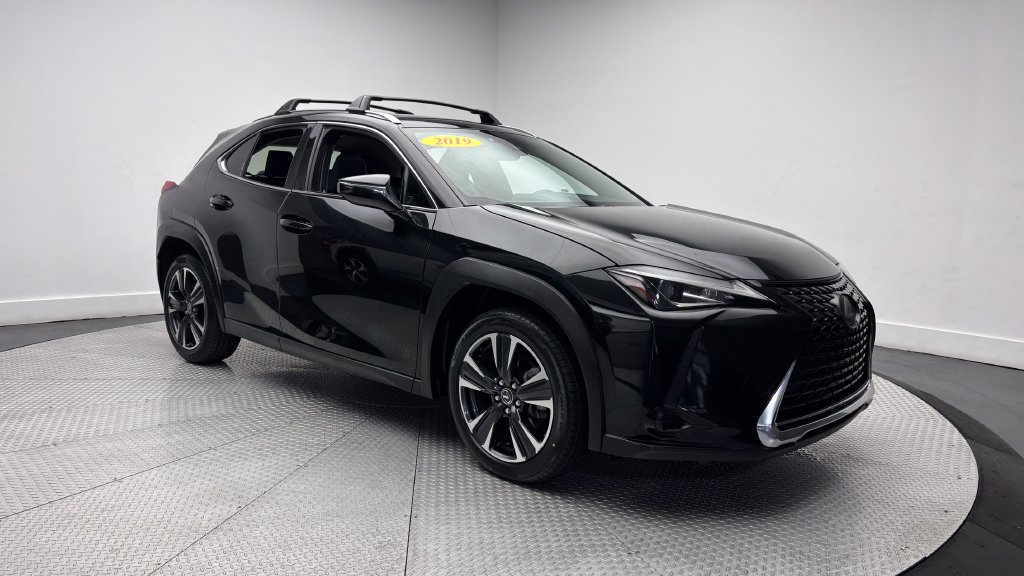 Used 2019 Lexus UX 200 w/ Accessory Package FWD image 45