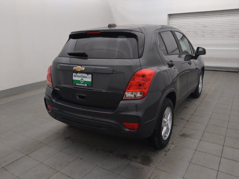 Used 2020 Chevrolet Trax LS w/ Tint and Cruise Package FWD image 9