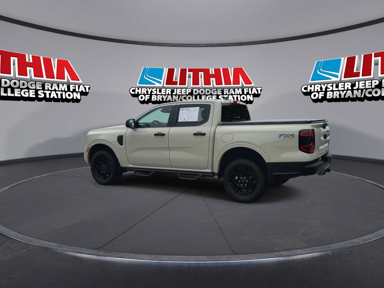 Used 2025 Ford Ranger XLT w/ FX4 Off-Road Package AWD/4WD image 6