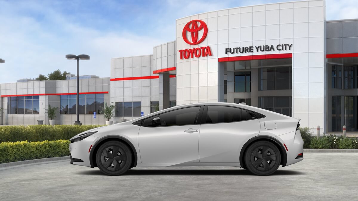 New 2027 Toyota Prius Plug-In Hybrid FWD image 5