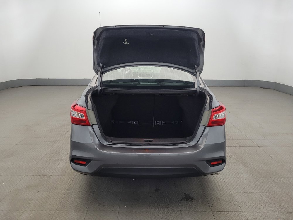 Used 2017 Nissan Sentra S FWD image 29