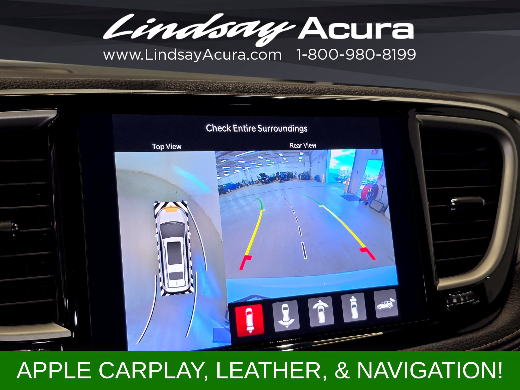 Used 2024 Chrysler Pacifica Limited FWD image 17
