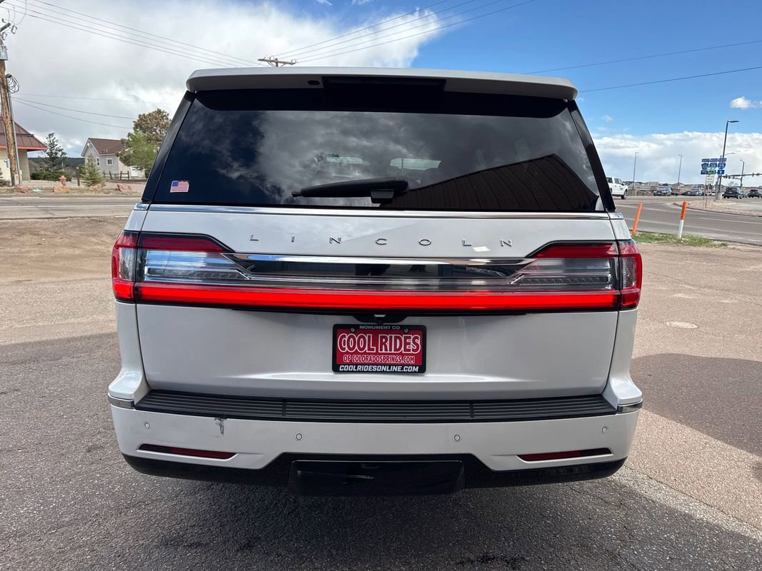 Used 2019 Lincoln Navigator L Reserve w/ Cargo Package AWD/4WD image 5