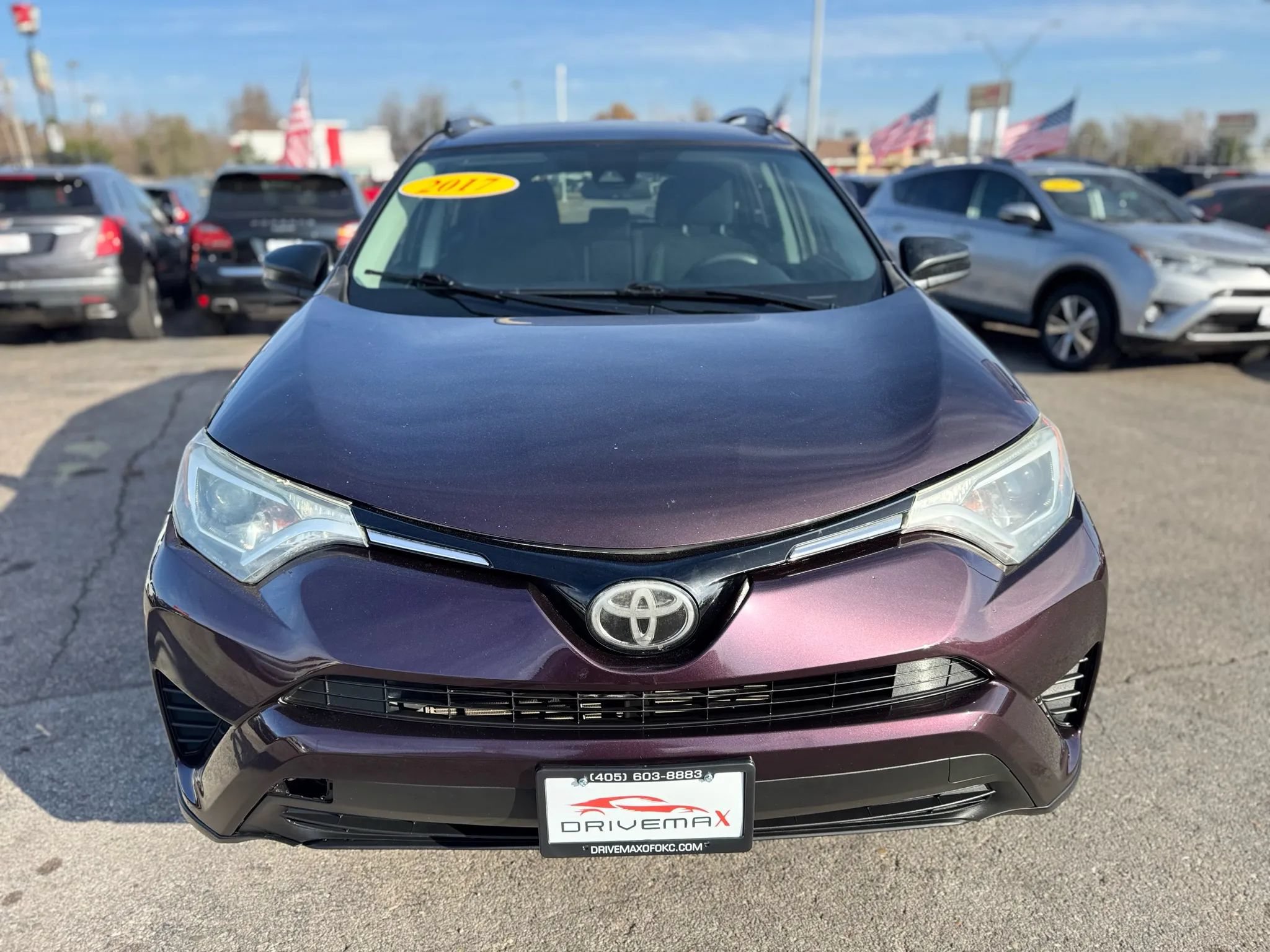 Used 2017 Toyota RAV4 LE FWD image 8