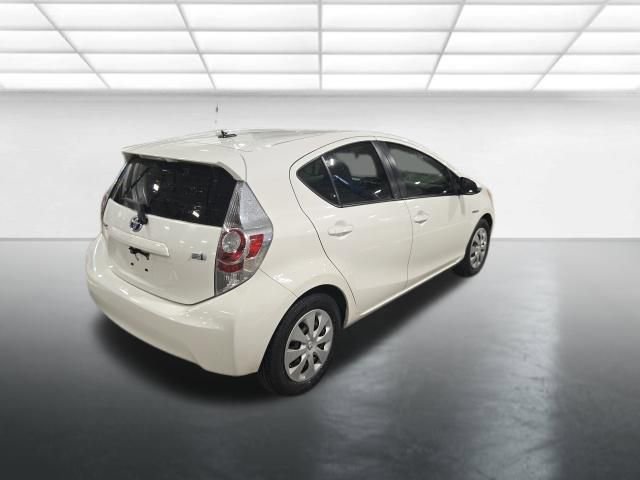 Used 2012 Toyota Prius C Three FWD image 4