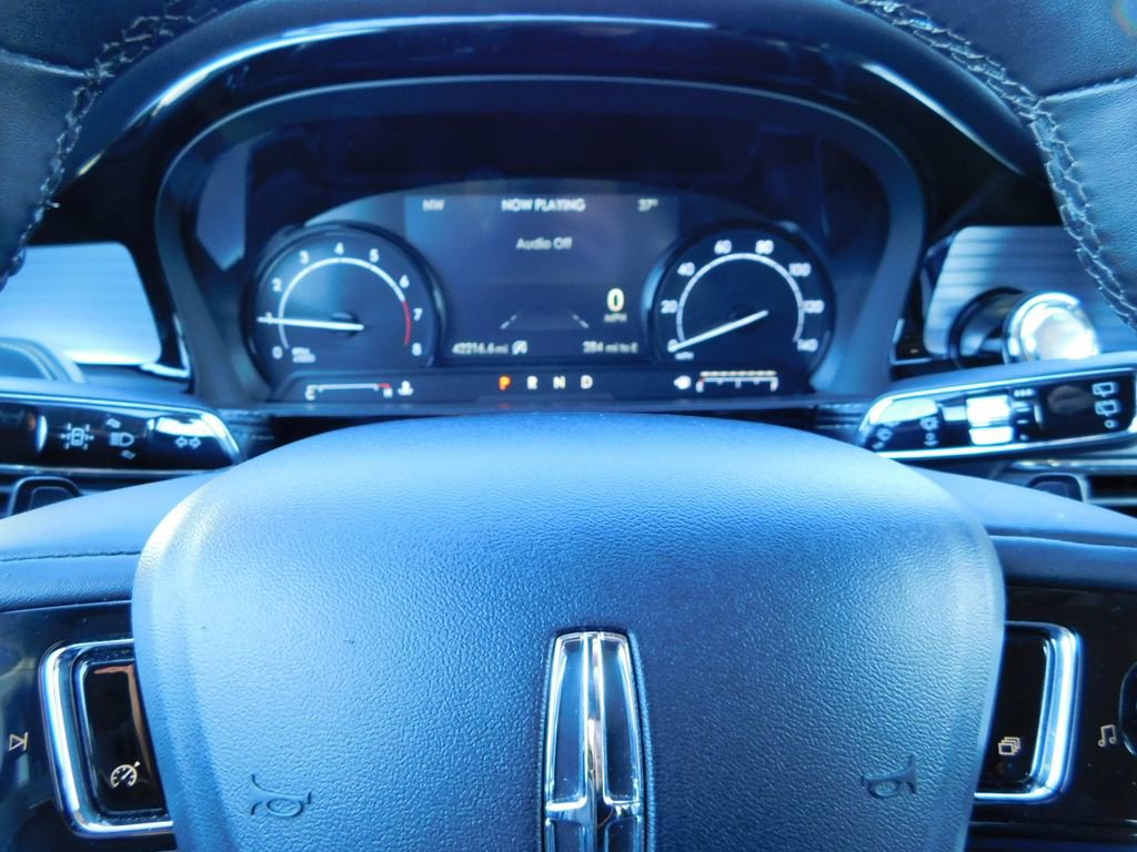 Used 2022 Lincoln Corsair AWD w/ Equipment Group 101A image 30