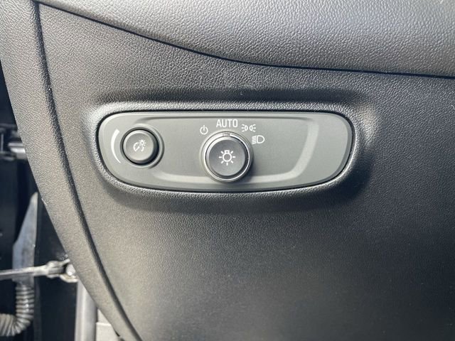 Used 2019 Chevrolet Equinox LT FWD image 17