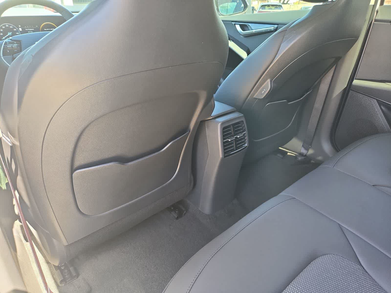 New 2026 Kia Niro Wind FWD image 19