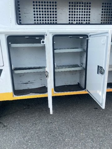 Used 2019 Freightliner Sprinter 3500 w/ Premium Package RWD image 12