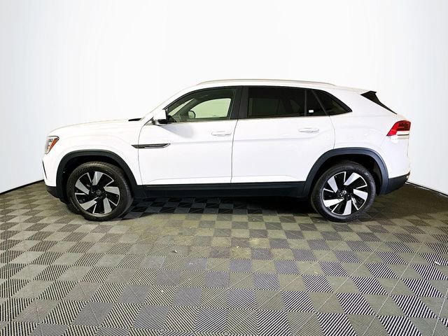 Used 2025 Volkswagen Atlas Cross Sport SE image 5
