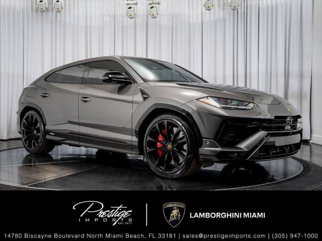 Used 2023 Lamborghini Urus S AWD/4WD image 1