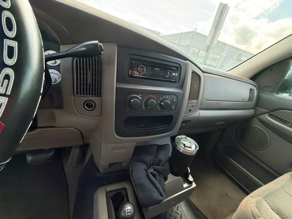 Used 2005 Dodge Ram 1500 Truck SLT w/ Trailer Tow Group AWD/4WD image 13