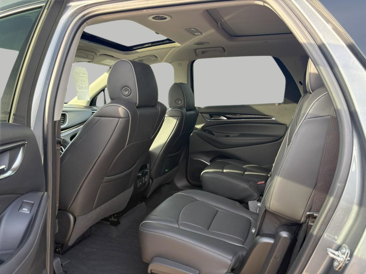 Used 2021 Buick Enclave Avenir w/ Avenir Technology Package image 20