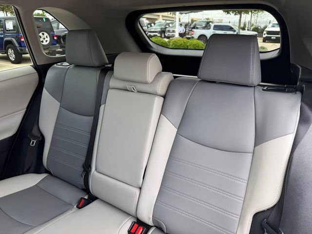 Used 2025 Toyota RAV4 XLE Premium image 30