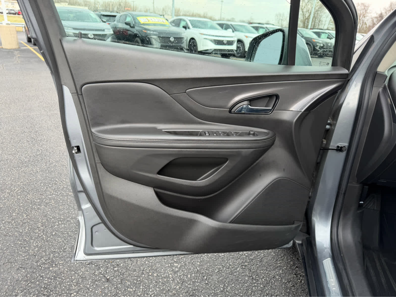 Used 2019 Buick Encore Essence w/ Experience Buick Package image 21