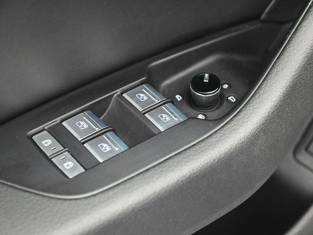 Used 2022 Audi A6 3.0T Premium w/ Convenience Package image 9