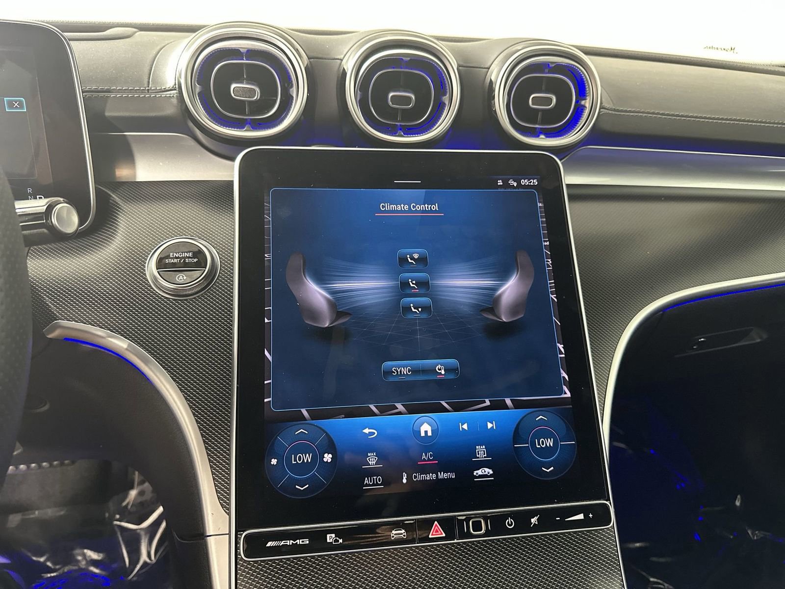 Used 2023 Mercedes-Benz C 43 AMG 4MATIC Sedan image 21