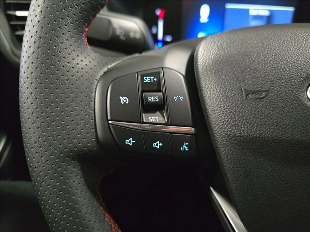 Used 2025 Ford Escape ST-Line image 17