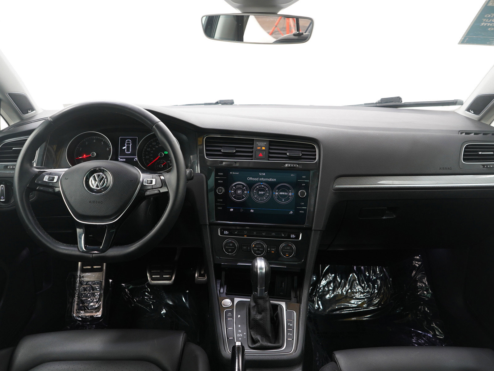 Used 2019 Volkswagen Golf Alltrack SEL image 15